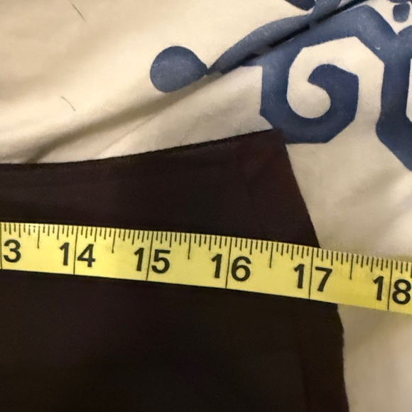 Kenar Women's Brown 100% Wool Plaid Skirt Size 10 - Picture 7 of 8